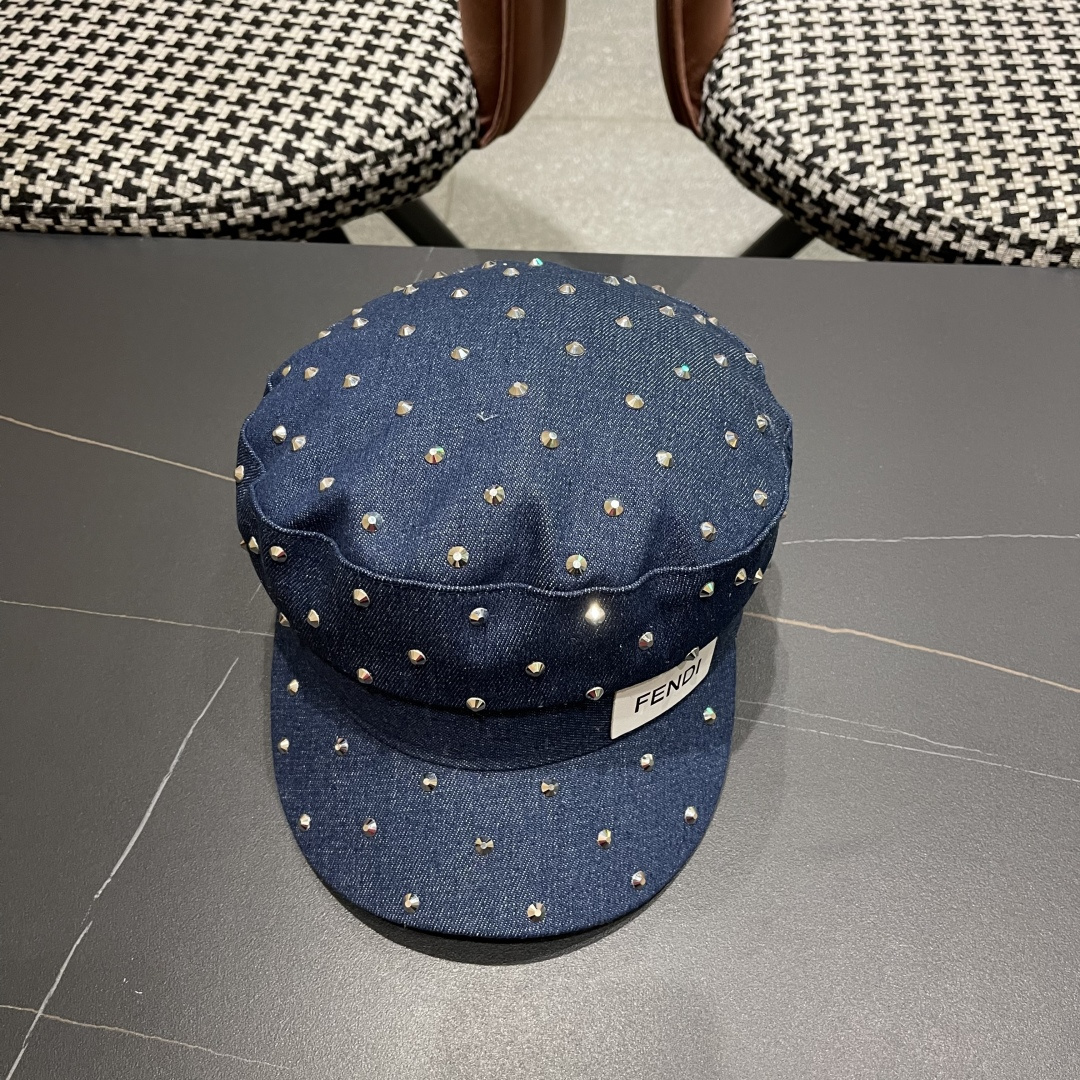 芬迪 复古水洗字母水钻平顶帽子女夏季时尚百搭旵脸小鸭舌帽防晒遮阳
