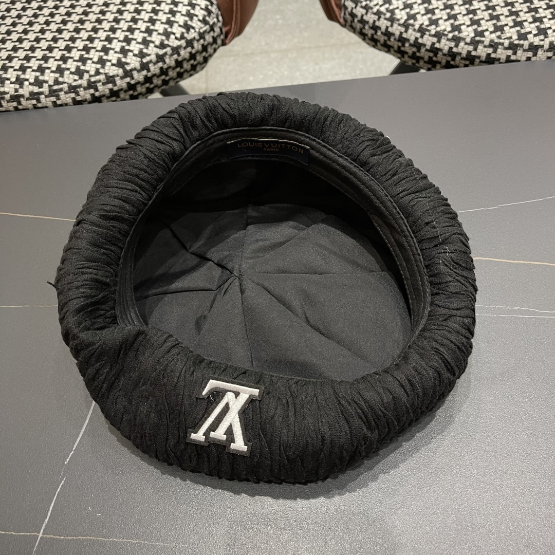 LV路易威登 外贸潮牌秋冬时尚大头围显脸小八角画家帽子百搭南瓜帽贝雷帽女帽