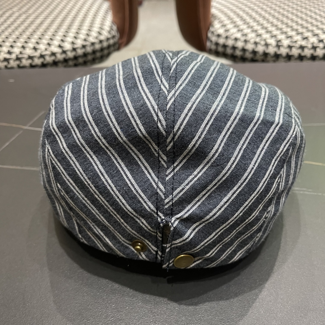  迪奥 日系条纹气质贝雷帽春秋夏季情侣显脸小前进帽
男女画家帽遮阳鸭舌