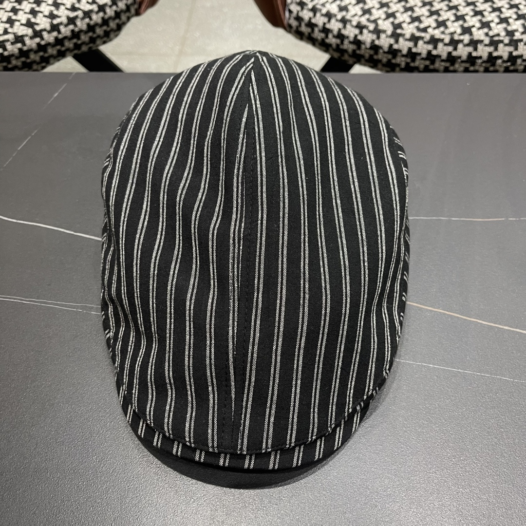  迪奥 日系条纹气质贝雷帽春秋夏季情侣显脸小前进帽
男女画家帽遮阳鸭舌