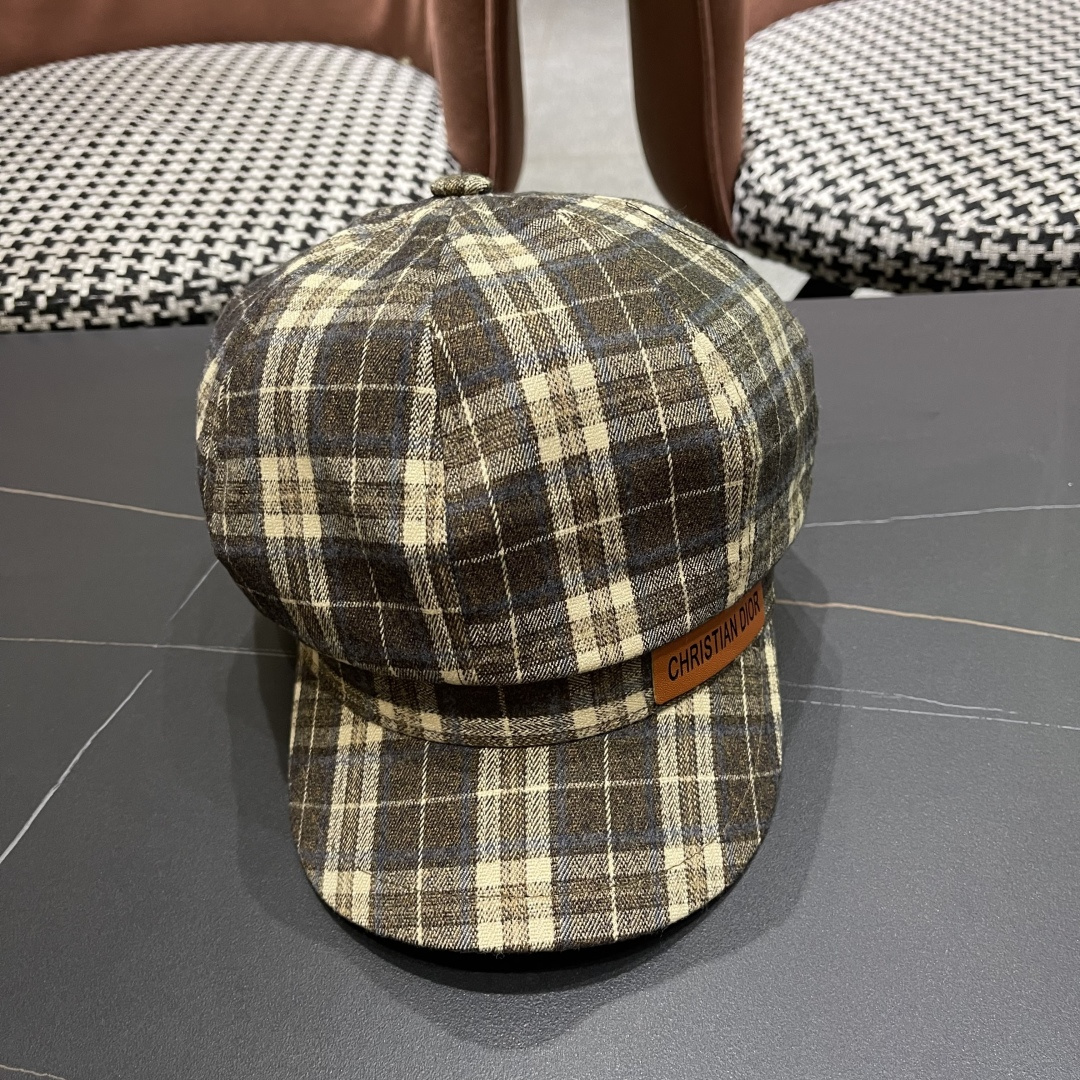  迪奥 2025新款格子帽子女棒球帽韩版潮时尚百搭鸭
舌帽男网红冬季遮阳帽