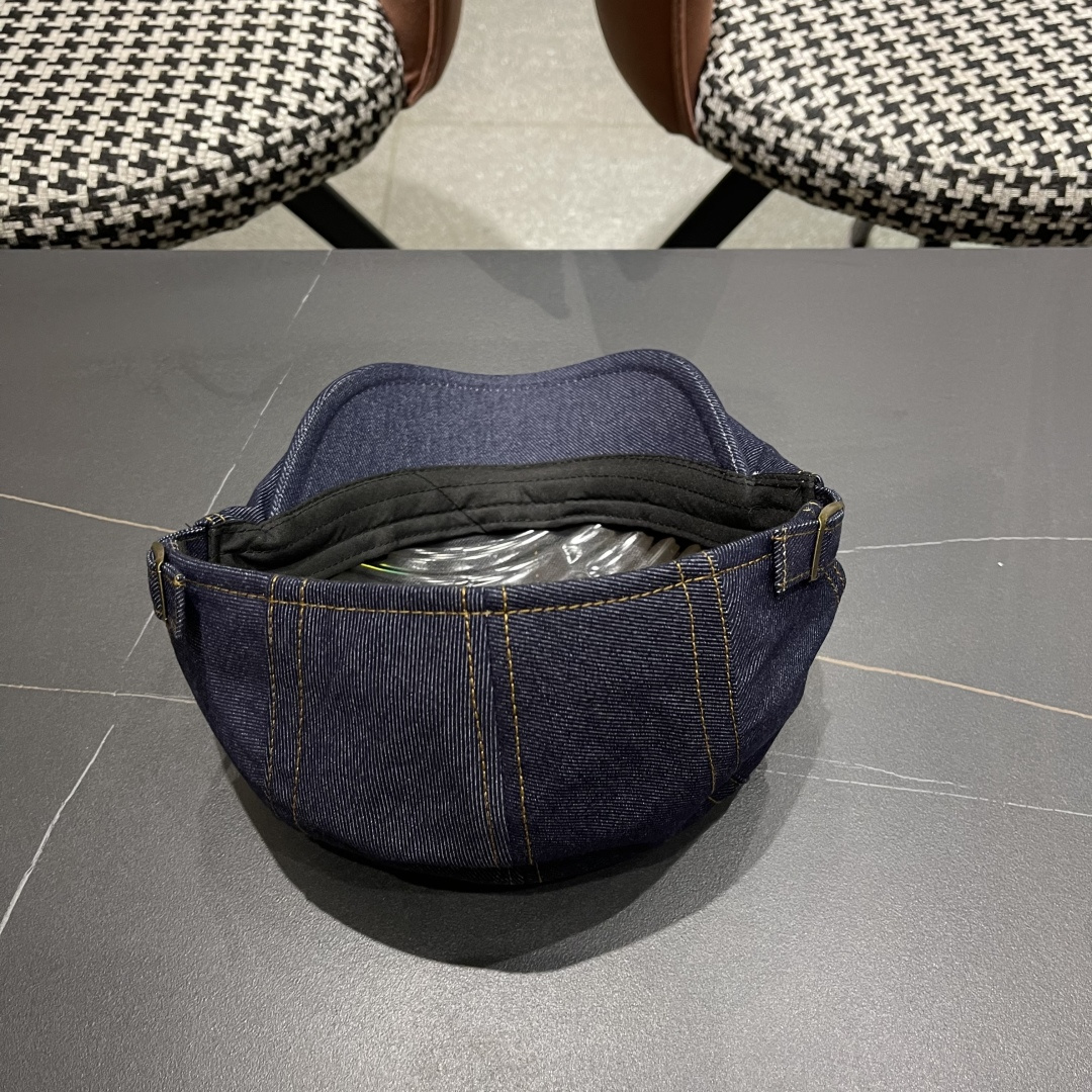  香奈儿2025新款日系文艺复古前进帽情侣休闲百搭英伦贝雷帽男
女反戴潮搭鸭舌帽韩