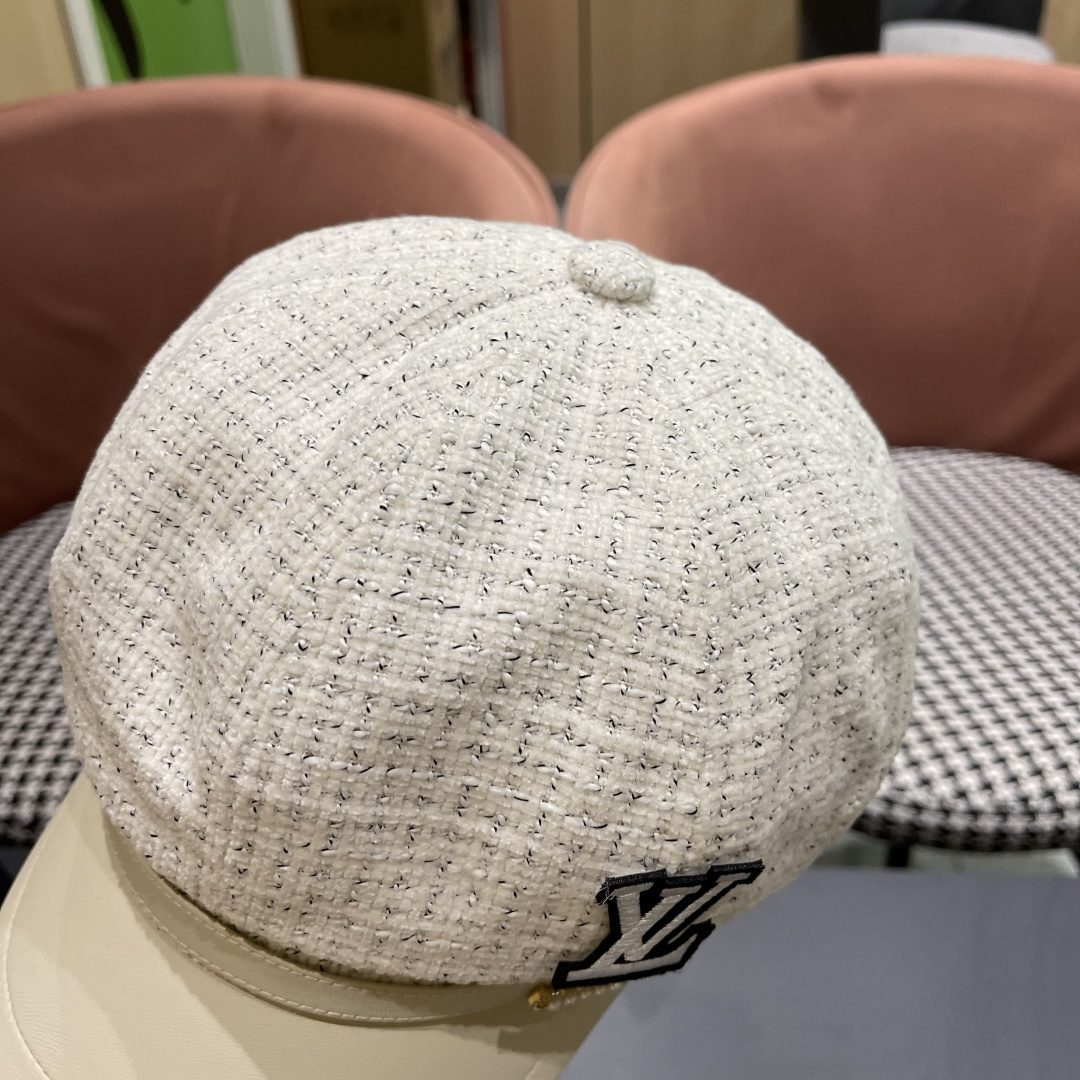  Lv路易威登 珍珠小香风复古格纹英伦八角帽子女2025新款
百搭显脸小时尚报童帽