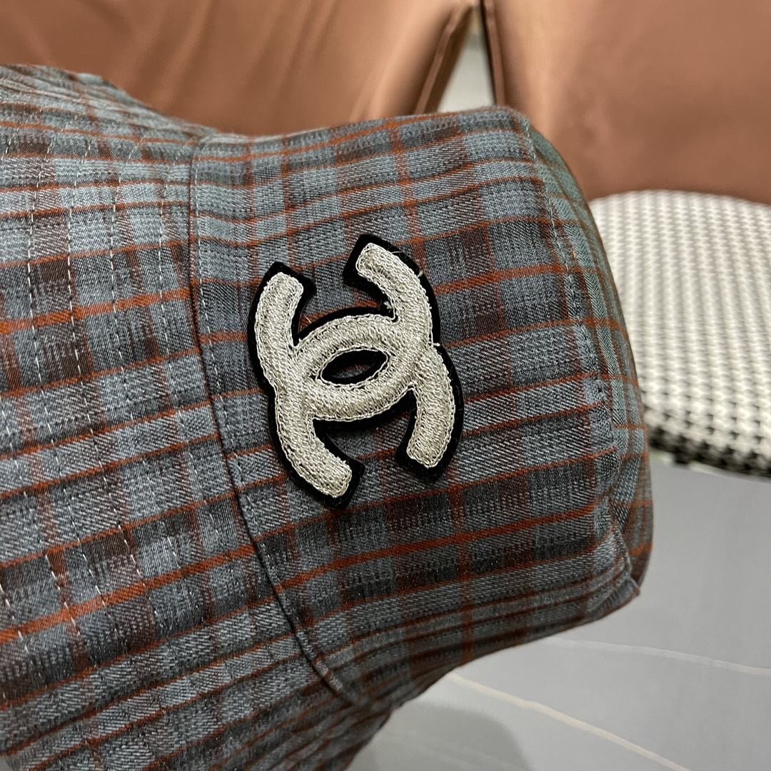  香奈儿 韩版复古格纹渔夫帽子女款春秋季户
外遮脸显脸小百搭双面水桶帽盆帽潮