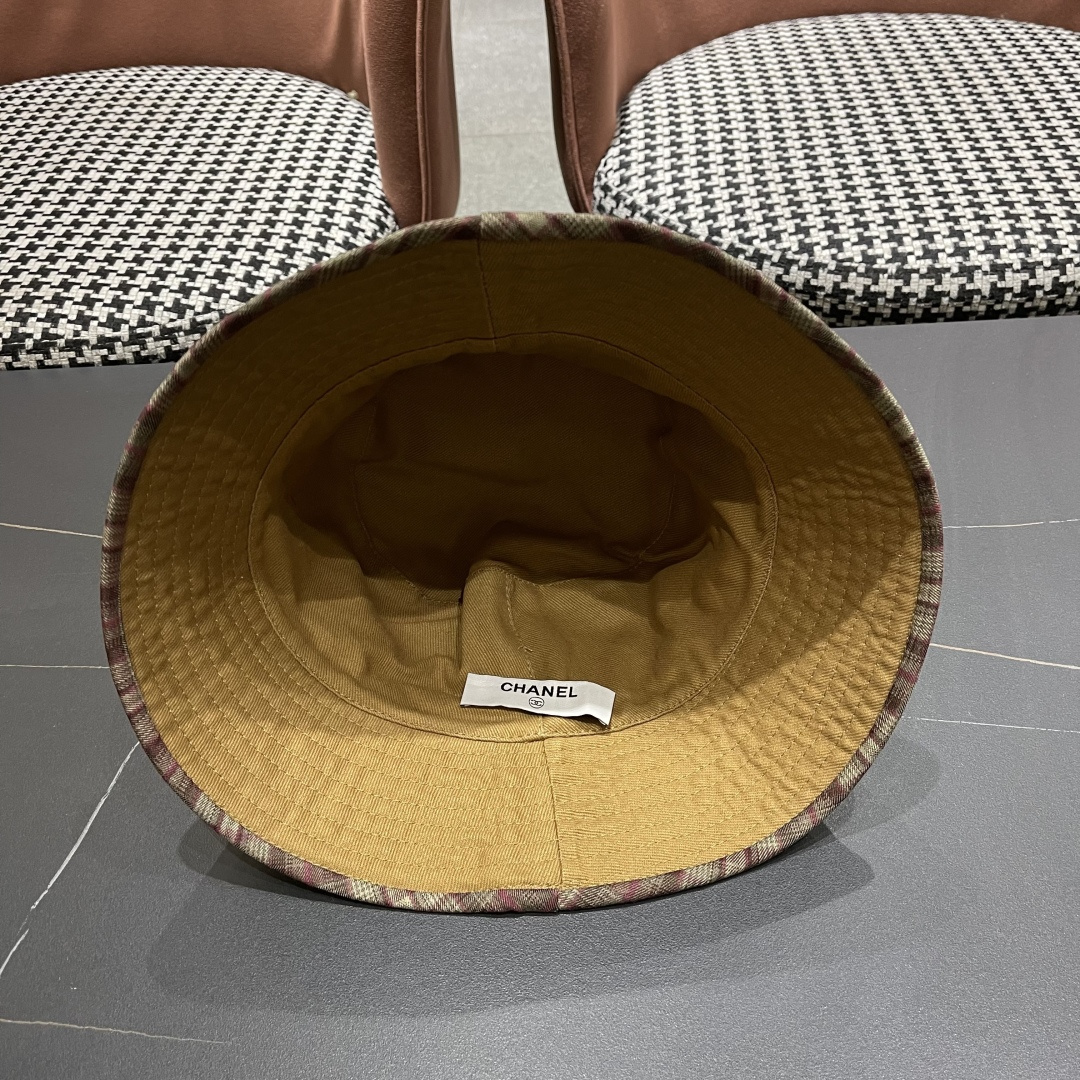  香奈儿 韩版复古格纹渔夫帽子女款春秋季户
外遮脸显脸小百搭双面水桶帽盆帽潮