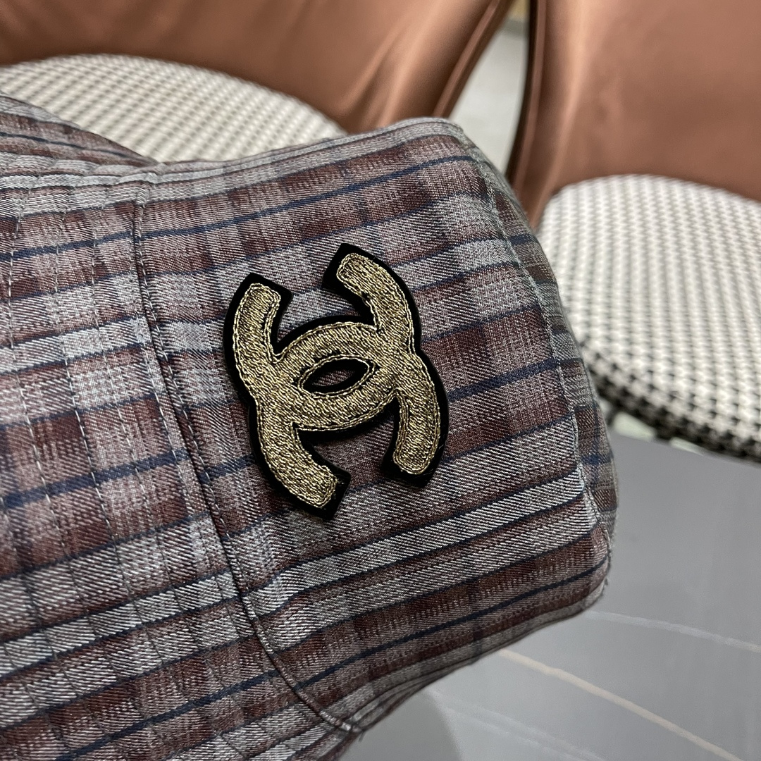  香奈儿 韩版复古格纹渔夫帽子女款春秋季户
外遮脸显脸小百搭双面水桶帽盆帽潮