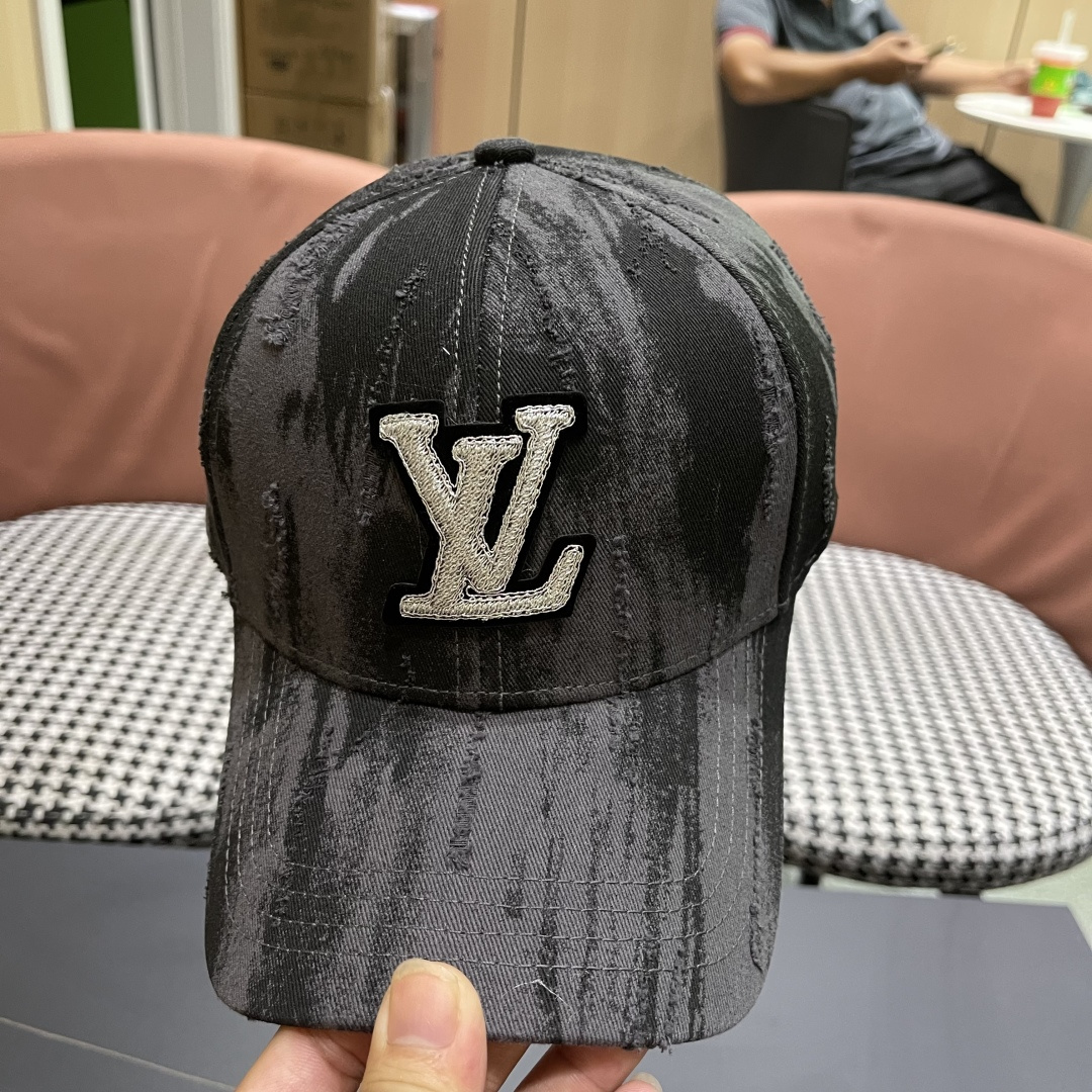  Lv路易威登 朵蕉复古棒球帽子女夏季新款户外出游女大
头围显脸小硬顶鸭舌帽子