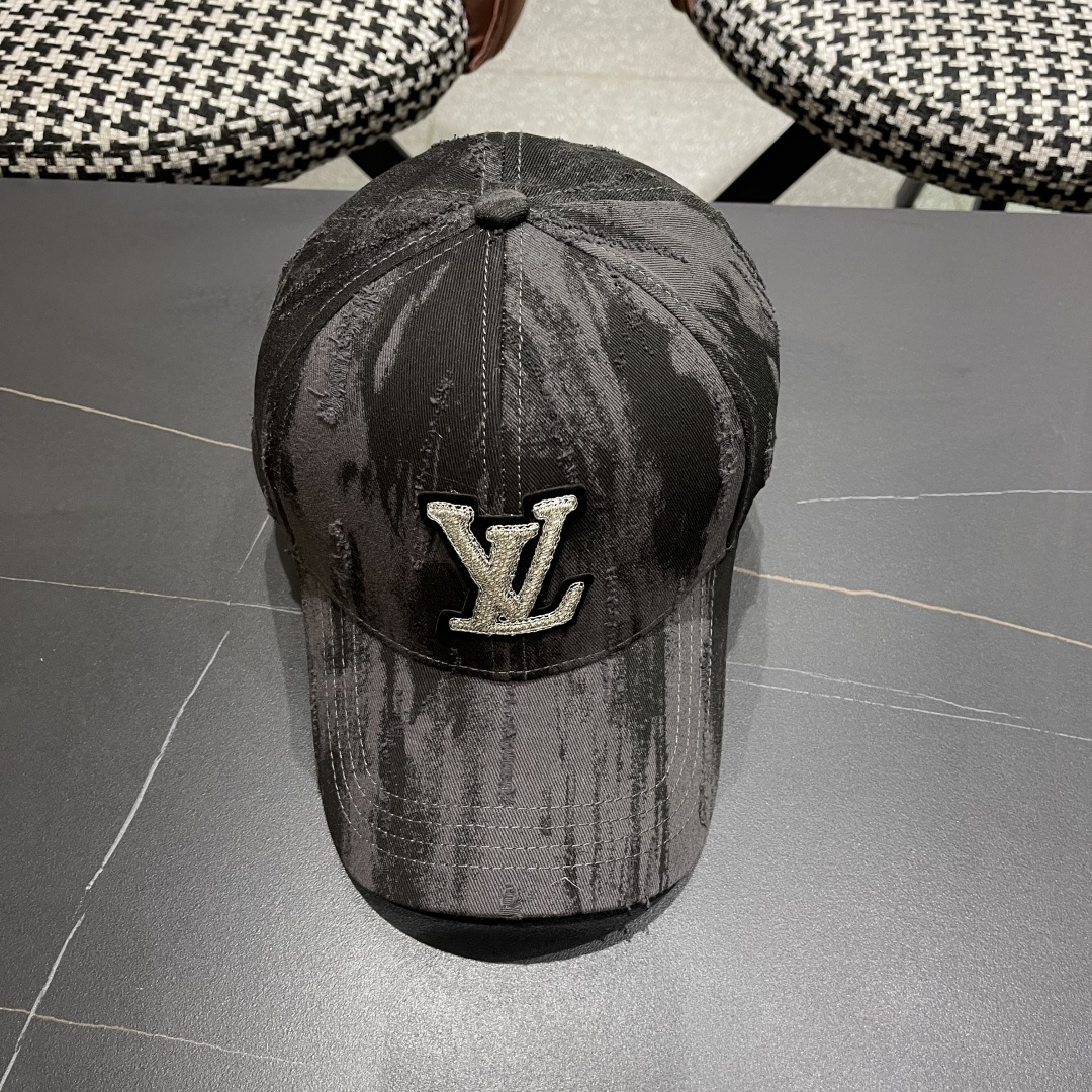  Lv路易威登 朵蕉复古棒球帽子女夏季新款户外出游女大
头围显脸小硬顶鸭舌帽子