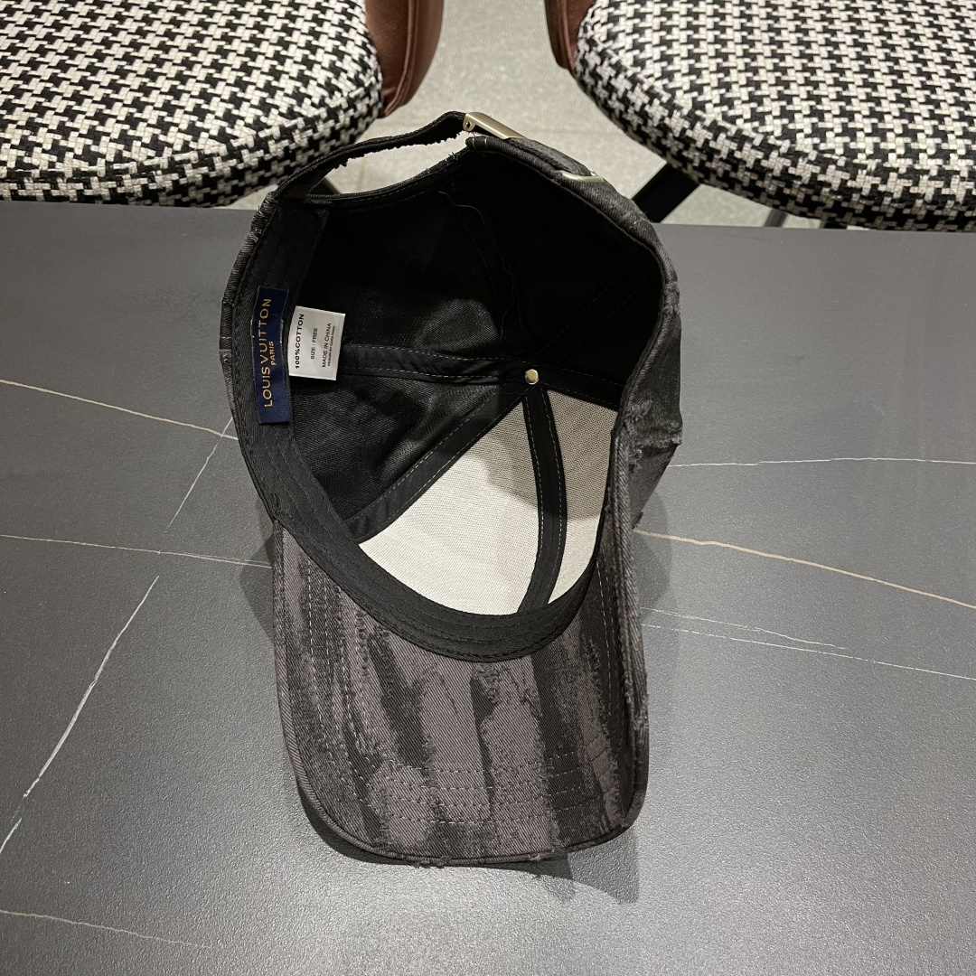  Lv路易威登 朵蕉复古棒球帽子女夏季新款户外出游女大
头围显脸小硬顶鸭舌帽子