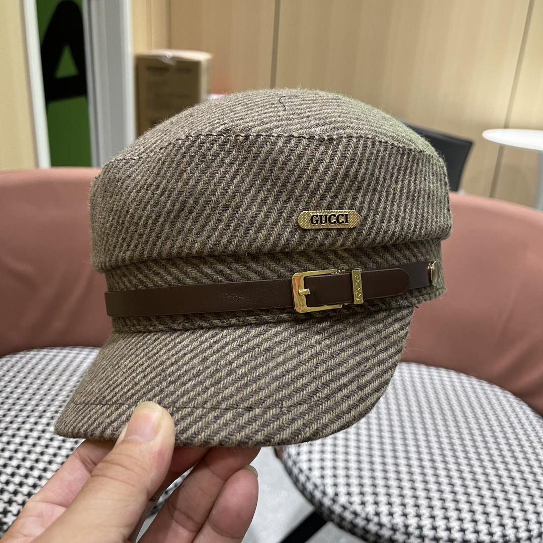  古奇2025韩版新款简约百搭皮带扣海俊帽子女
春夏季时尚宽檐显脸小画家帽潮