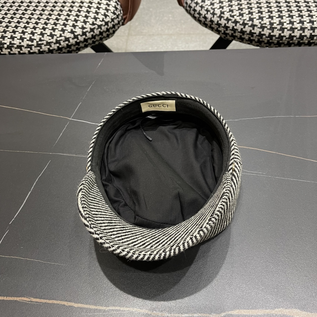  古奇2025韩版新款简约百搭皮带扣海俊帽子女
春夏季时尚宽檐显脸小画家帽潮