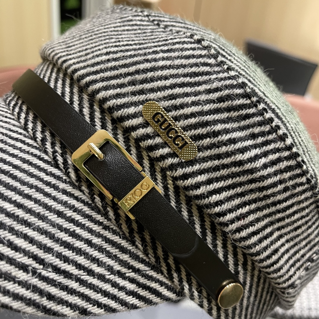  古奇2025韩版新款简约百搭皮带扣海俊帽子女
春夏季时尚宽檐显脸小画家帽潮