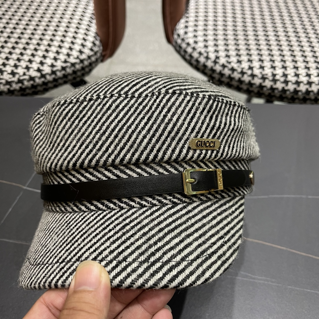  古奇2025韩版新款简约百搭皮带扣海俊帽子女
春夏季时尚宽檐显脸小画家帽潮