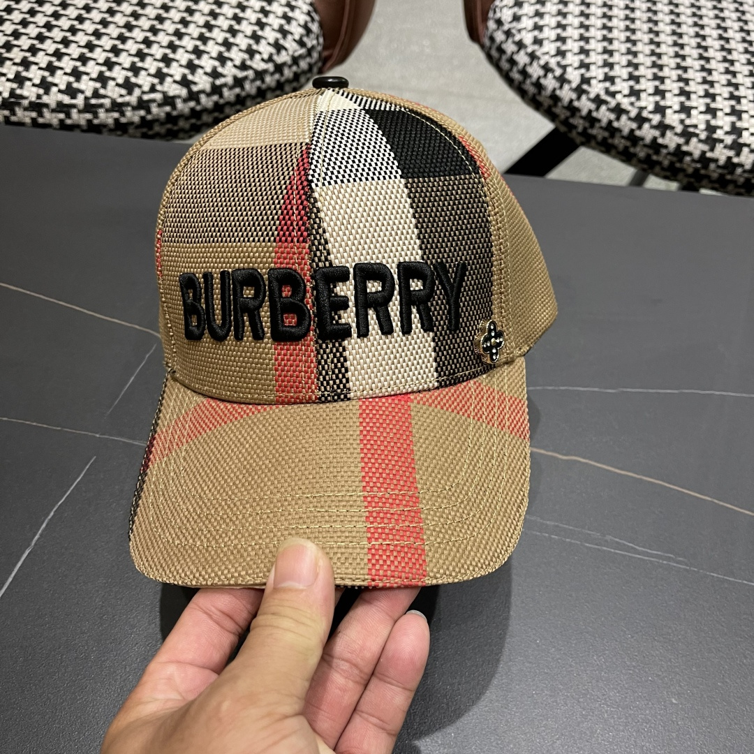  巴宝莉 洋气时髦硬顶格子棒球帽女春秋季格纹鸭舌帽户
外出游防晒遮阳帽男