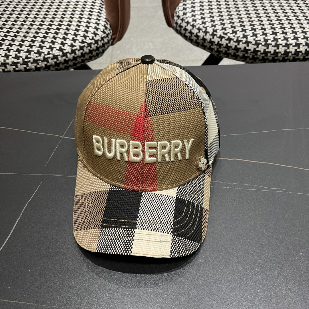  巴宝莉 洋气时髦硬顶格子棒球帽女春秋季格纹鸭舌帽户
外出游防晒遮阳帽男