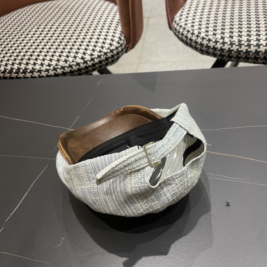  迪奥 日系复古牛仔前进帽女夏文艺休闲百搭皮质
帽檐画家帽鸭舌报童帽子