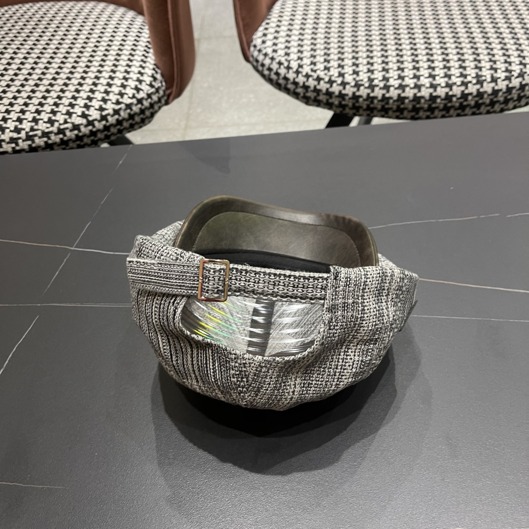  迪奥 日系复古牛仔前进帽女夏文艺休闲百搭皮质
帽檐画家帽鸭舌报童帽子