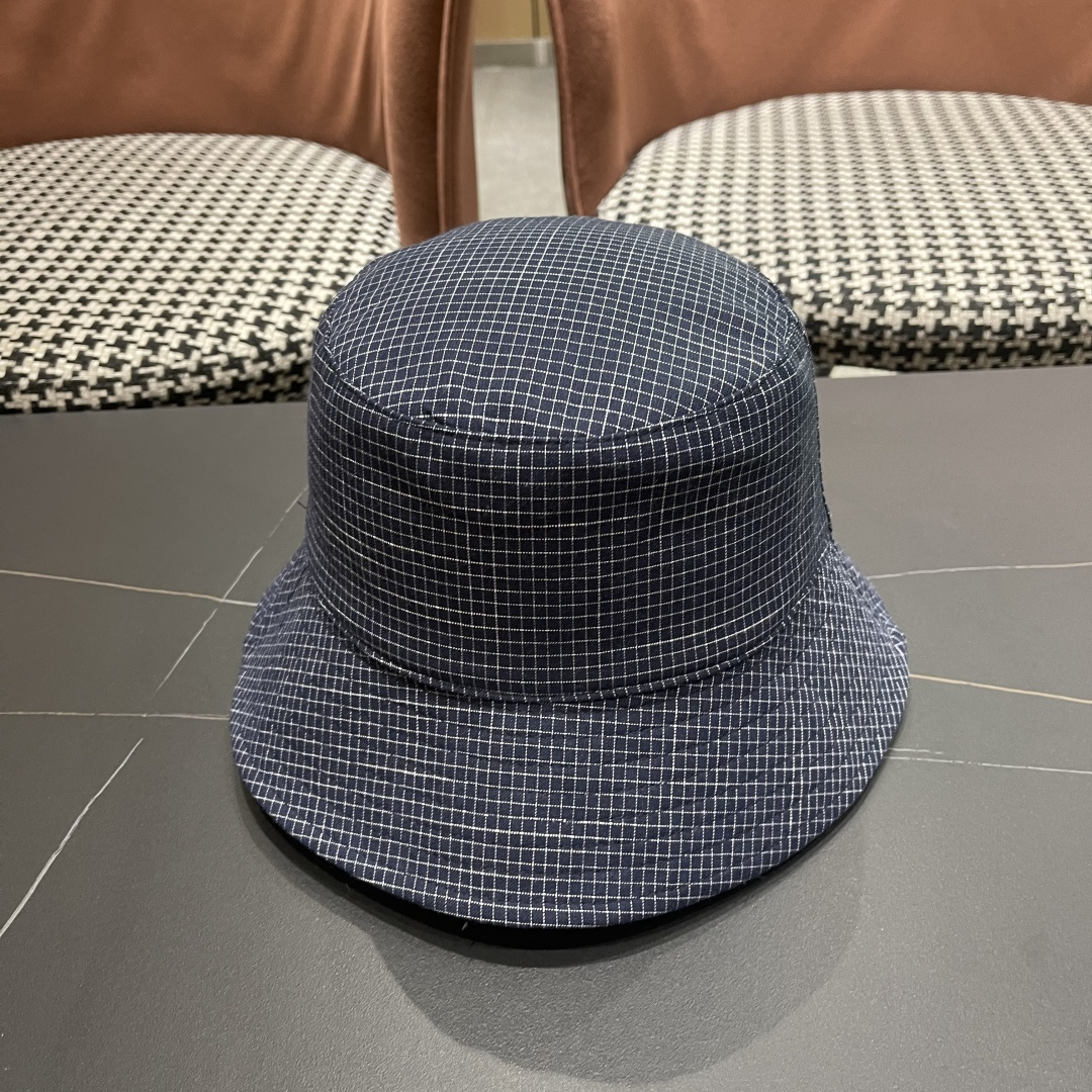  普拉达 韩版格子防晒帽子女夏季2025新款薄
款透气百搭遮阳盆帽时尚渔夫帽