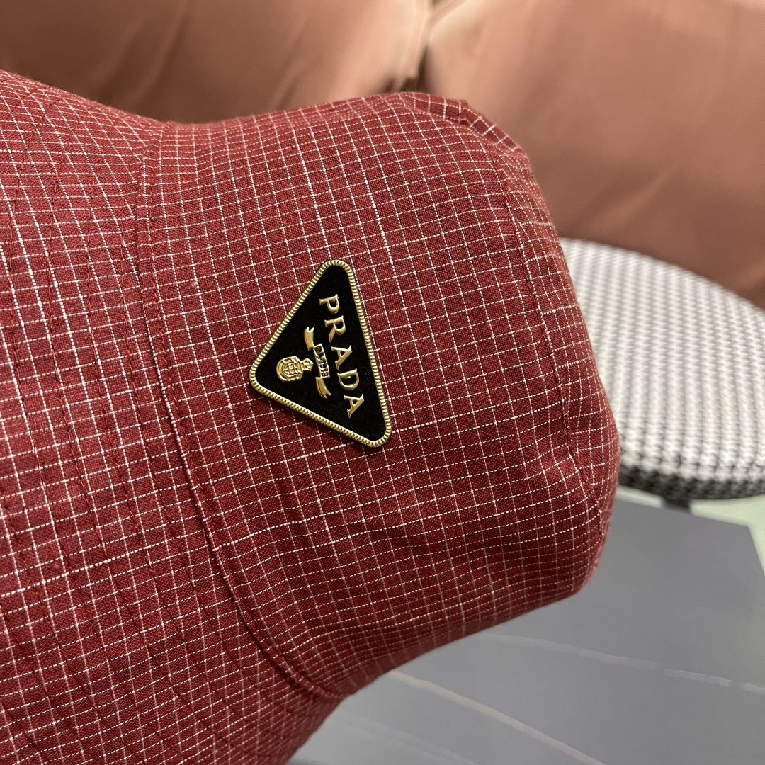  普拉达 韩版格子防晒帽子女夏季2025新款薄
款透气百搭遮阳盆帽时尚渔夫帽