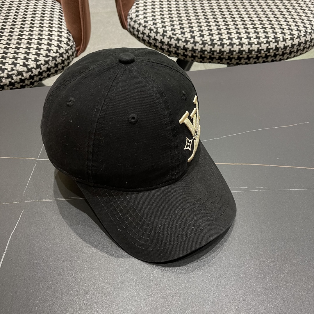  LV路易威登🧢 2025新款出货，刺绣字母棒球帽，非常经典的经典，流行的复古美，四季可用，出门必备