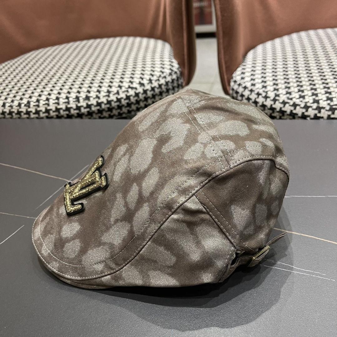  路易威登Lv 日系街头贝雷帽子复古时尚夏秋季百
搭嘻哈反戴鸭舌帽豹纹前迸帽女