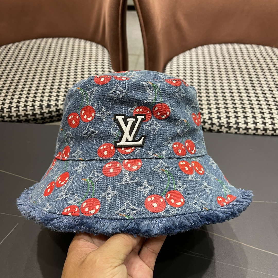  渔夫帽  棒球帽 Lv路易威登2025 新款可爱樱桃遮阳帽女透气渔夫帽牛仔蓝
度假旅游拍照棒球帽子