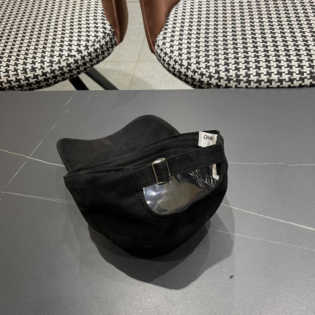  香奈儿 帽子女牛仔鸭舌帽潮百搭时尚洋气棒球帽男休闲
ins 新款防晒遮阳帽