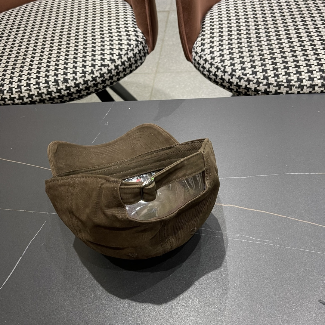  香奈儿 帽子女牛仔鸭舌帽潮百搭时尚洋气棒球帽男休闲
ins 新款防晒遮阳帽