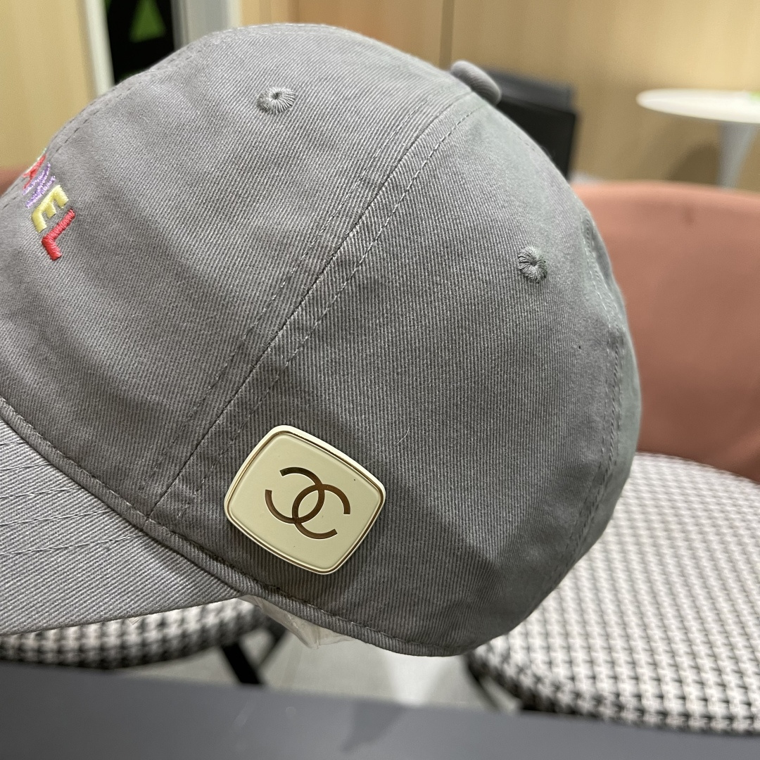  香奈儿 帽子女牛仔鸭舌帽潮百搭时尚洋气棒球帽男休闲
ins 新款防晒遮阳帽