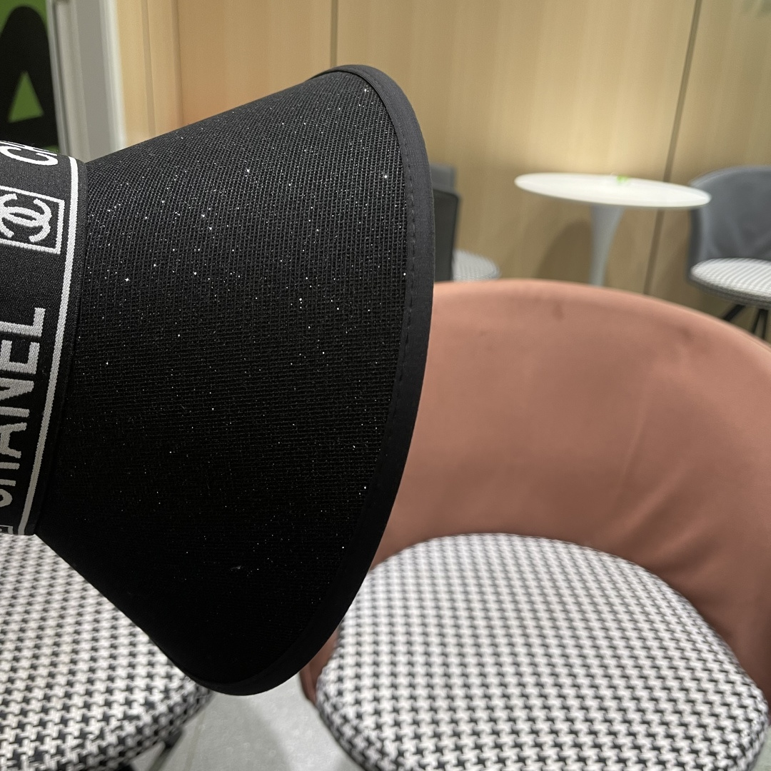  香奈儿 2025新款防晒帽女夏季出游防紫外
线遮阳帽大帽檐空顶户外太阳帽