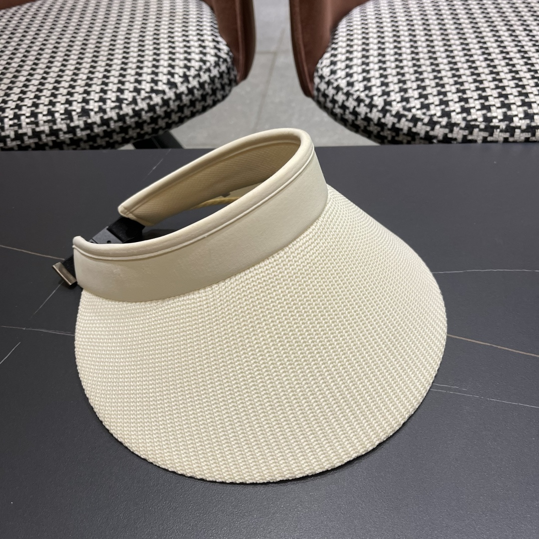  香奈儿 2025 新款空顶帽户外太阳帽防晒显
脸小大檐帽可卷遮阳帽