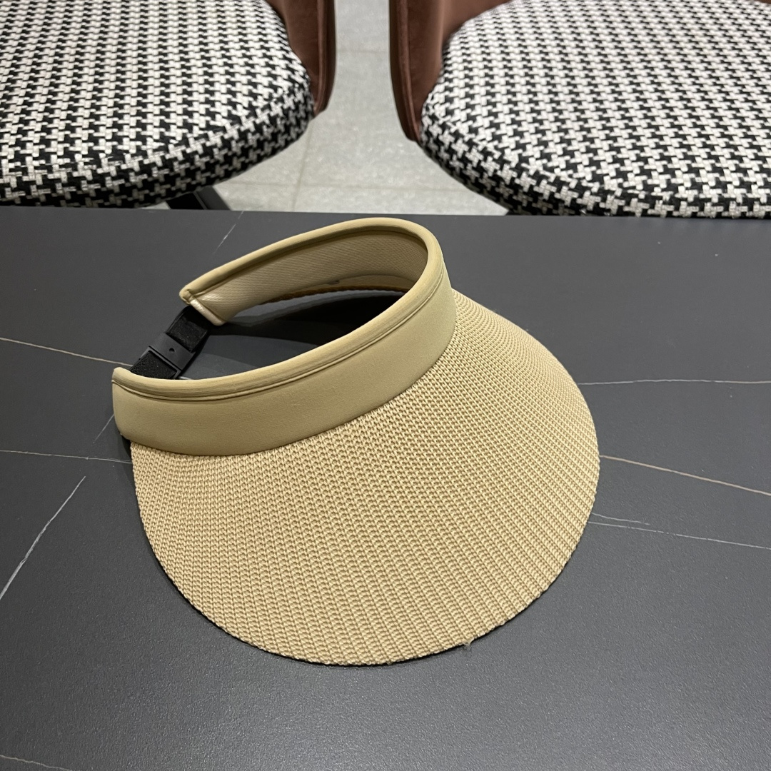  香奈儿 2025 新款空顶帽户外太阳帽防晒显
脸小大檐帽可卷遮阳帽