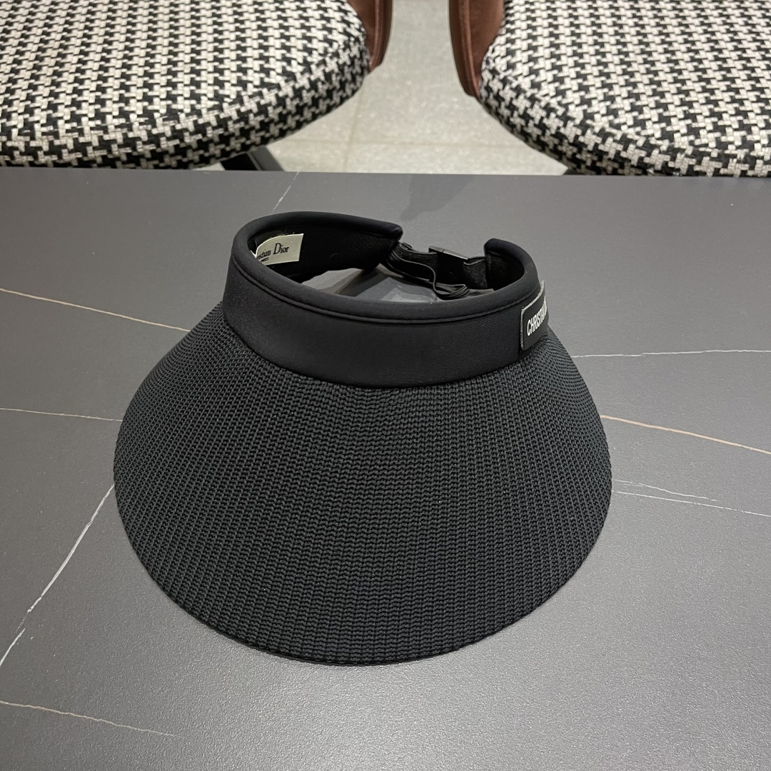  香奈儿 2025 新款空顶帽户外太阳帽防晒显
脸小大檐帽可卷遮阳帽