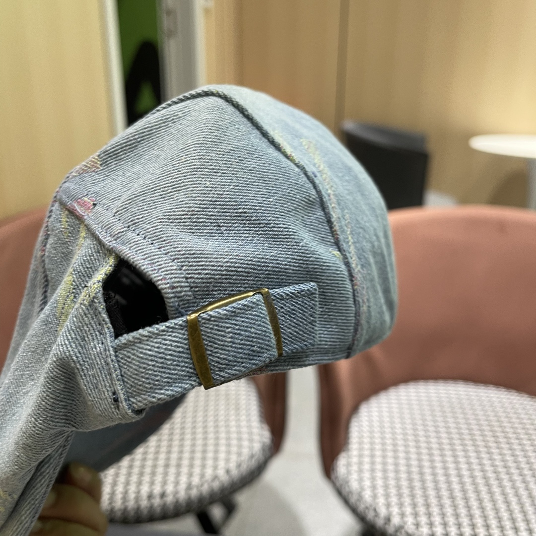  赛琳 2025时尚水洗牛仔前进帽女百搭显脸小反戴贝雷帽短
檐鸭舌帽画家报童帽