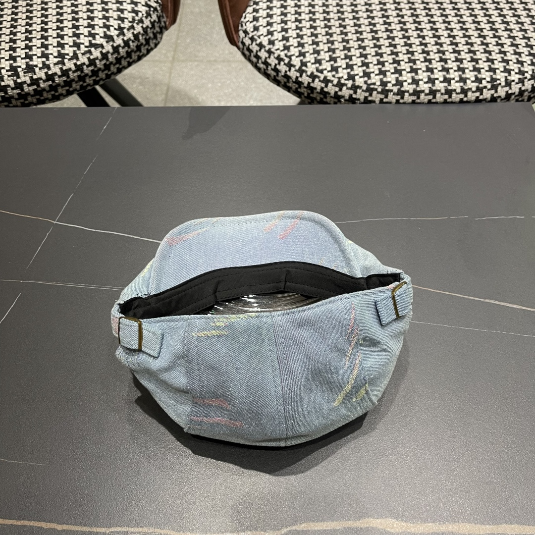  赛琳 2025时尚水洗牛仔前进帽女百搭显脸小反戴贝雷帽短
檐鸭舌帽画家报童帽