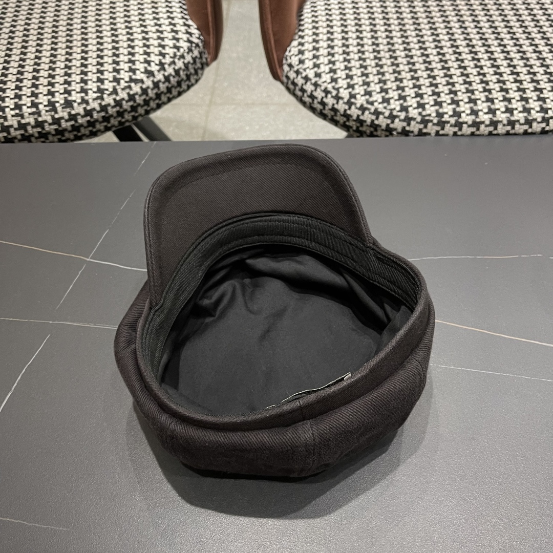  香奈儿 鸭舌帽女新款洋气帽子日系英伦风贝
雷帽品脸小休闲报童八角帽