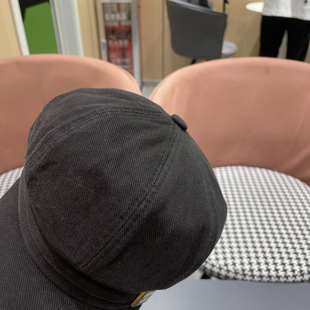  香奈儿 鸭舌帽女新款洋气帽子日系英伦风贝
雷帽品脸小休闲报童八角帽