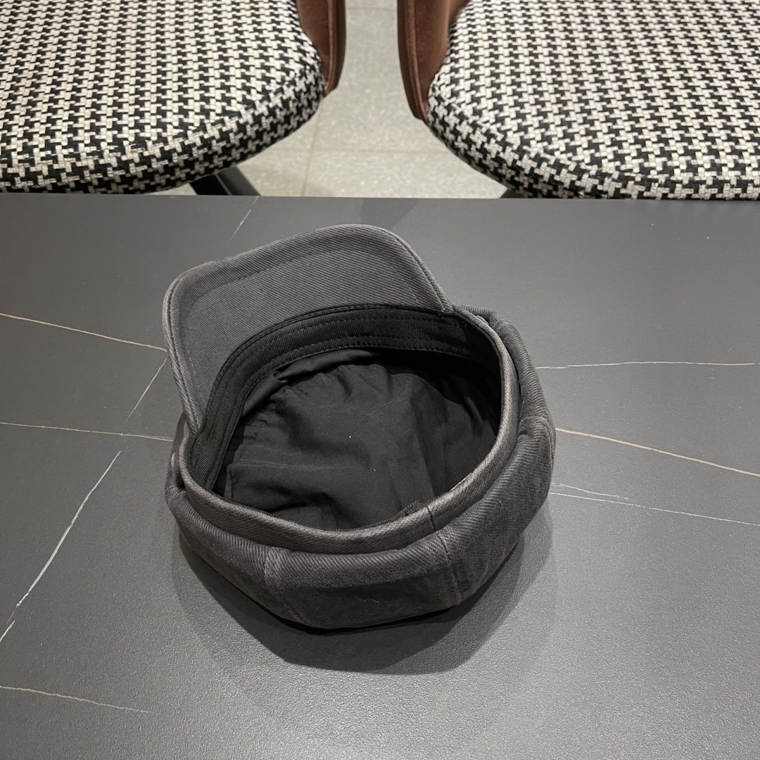  香奈儿 鸭舌帽女新款洋气帽子日系英伦风贝
雷帽品脸小休闲报童八角帽