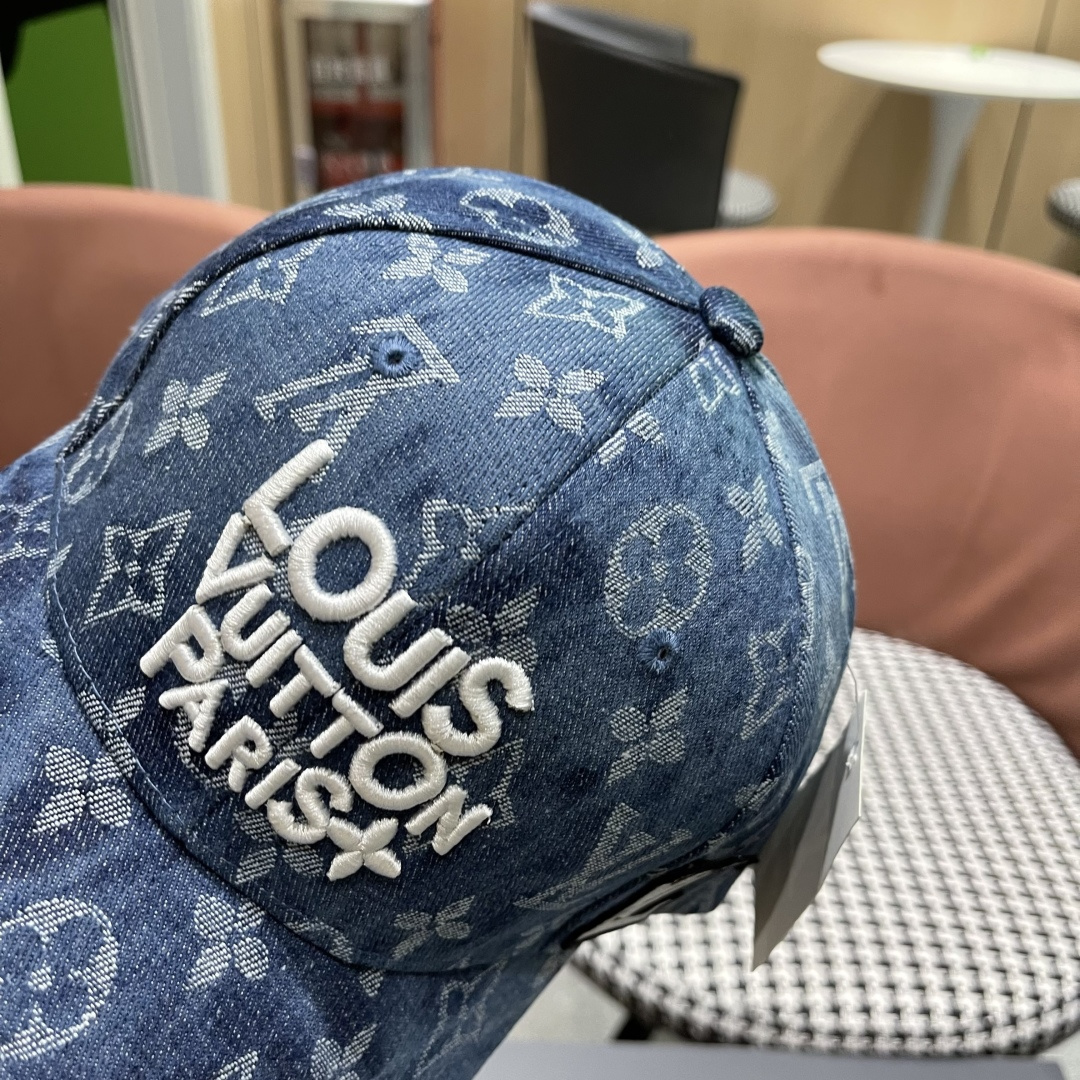  Lv路易威登 品脸小加宽帽檐做旧大头围棒球帽防晒
休闲字母刺绣迷彩帽