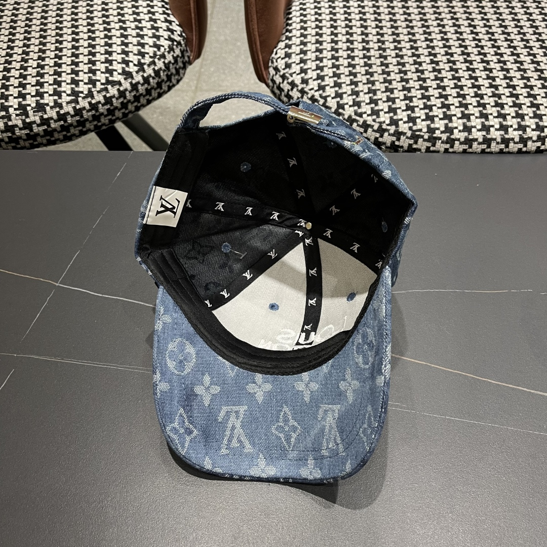  Lv路易威登 品脸小加宽帽檐做旧大头围棒球帽防晒
休闲字母刺绣迷彩帽