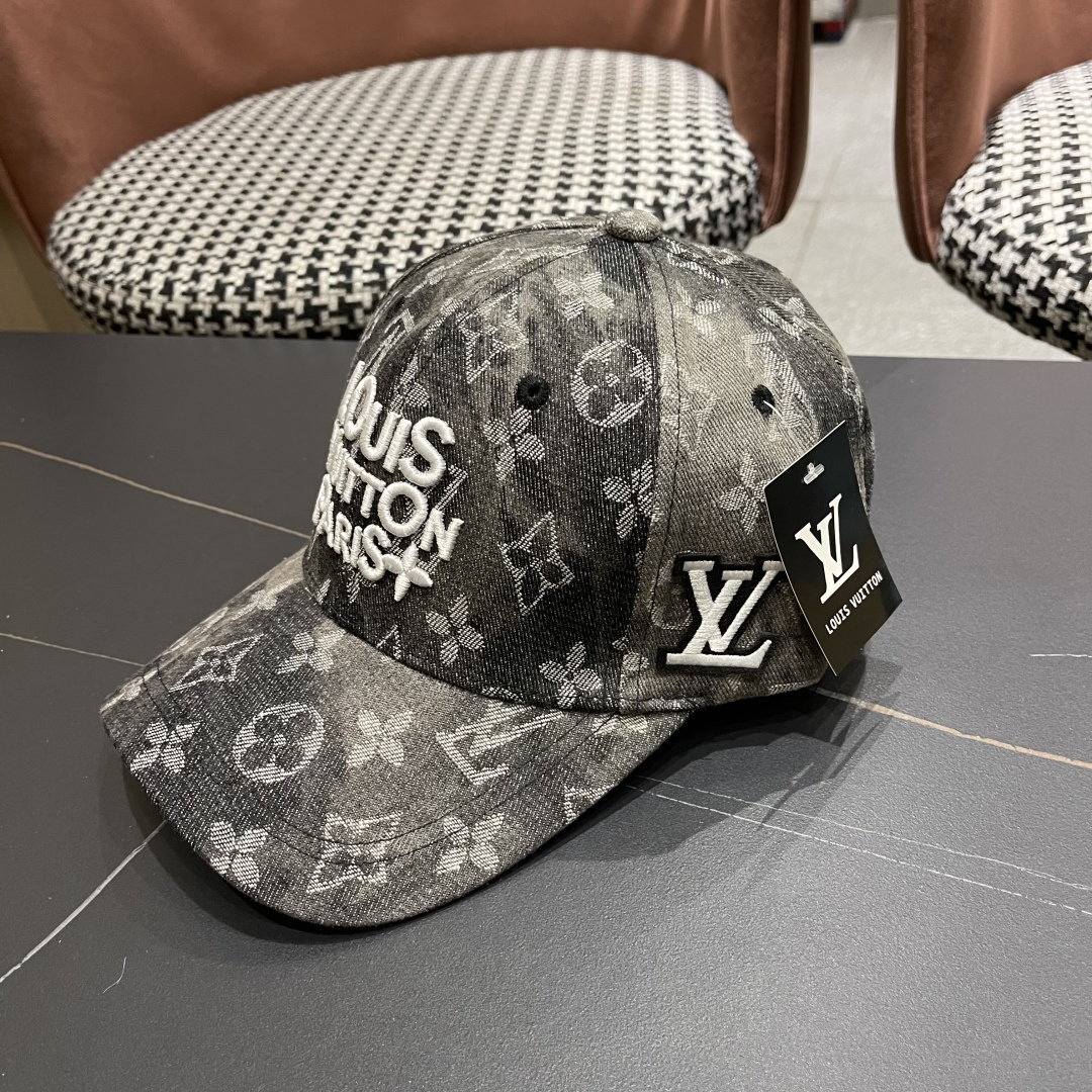  Lv路易威登 品脸小加宽帽檐做旧大头围棒球帽防晒
休闲字母刺绣迷彩帽