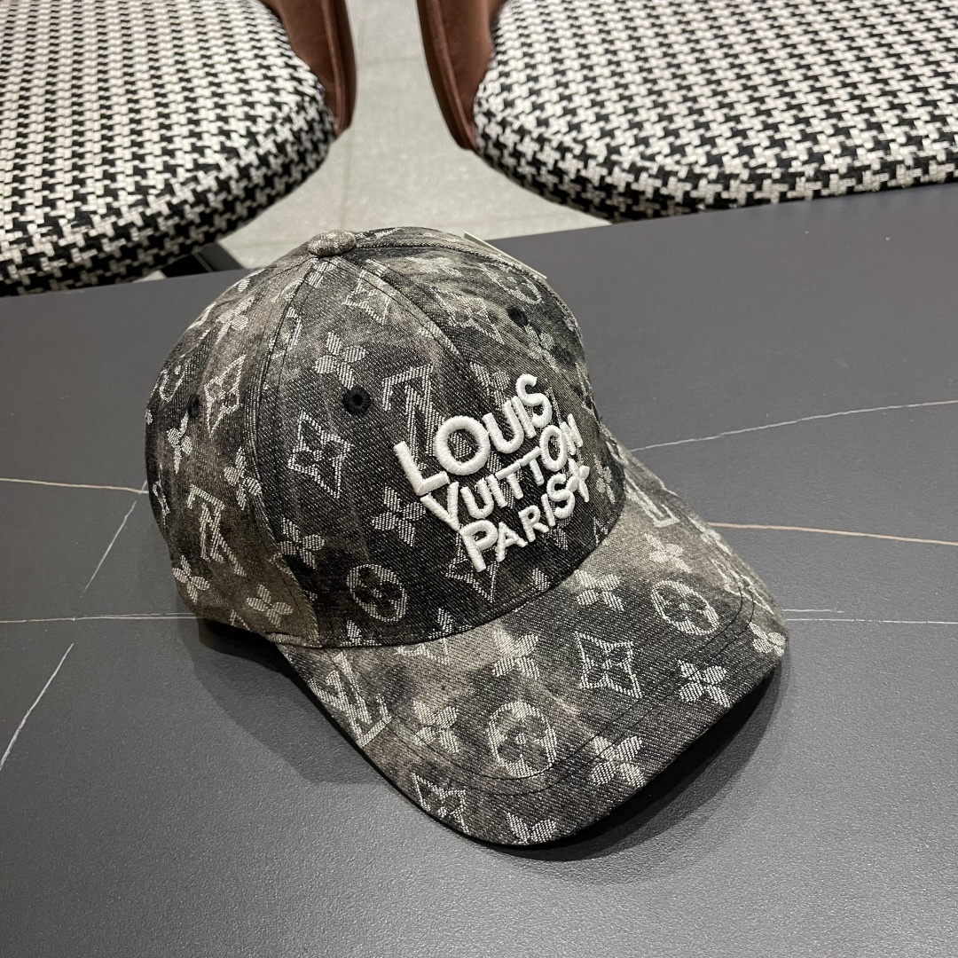  Lv路易威登 品脸小加宽帽檐做旧大头围棒球帽防晒
休闲字母刺绣迷彩帽