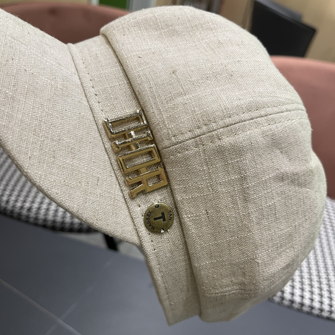  迪奥 香港代购文艺八角帽女 2025英伦贝雷帽显脸小鸭舌帽画家帽