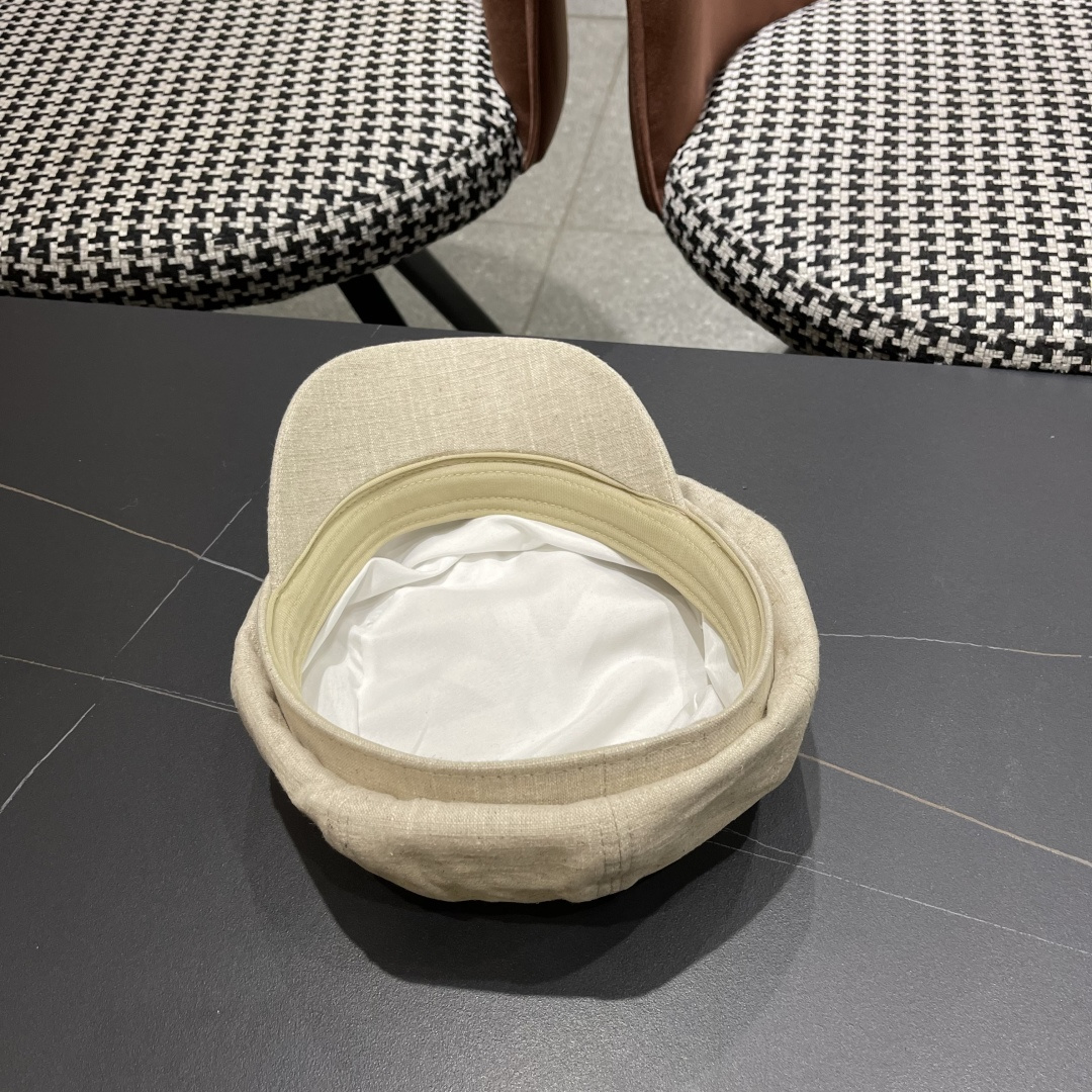  迪奥 香港代购文艺八角帽女 2025英伦贝雷帽显脸小鸭舌帽画家帽