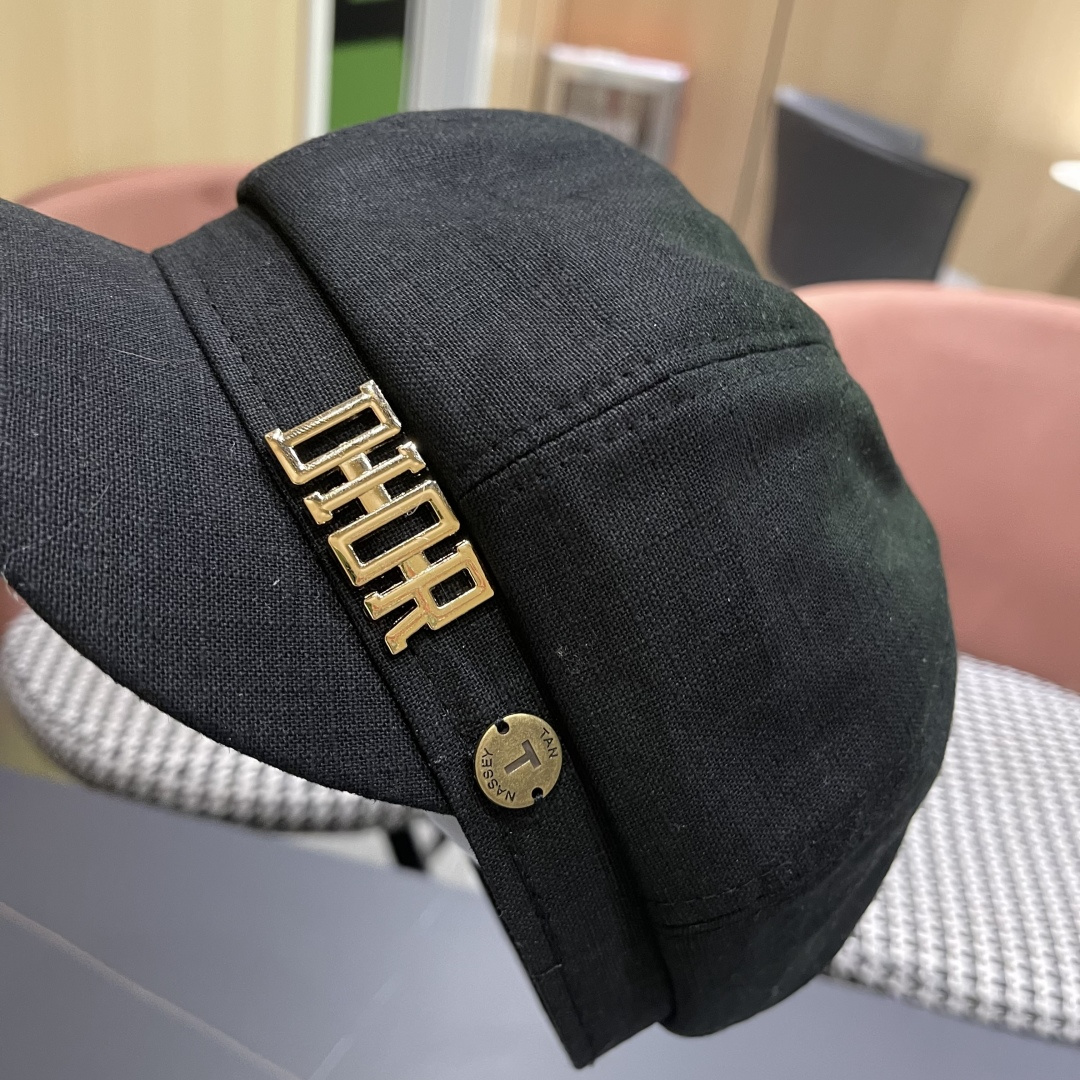  迪奥 香港代购文艺八角帽女 2025英伦贝雷帽显脸小鸭舌帽画家帽