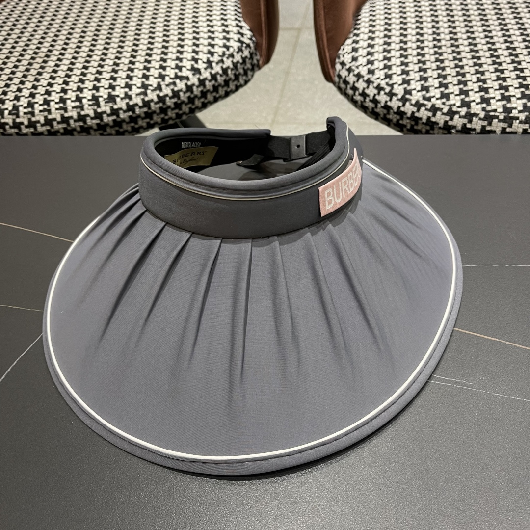  巴宝莉 2025新款帽子女款夏季遮阳防晒帽户外防紫外
线大檐百搭空顶防晒帽