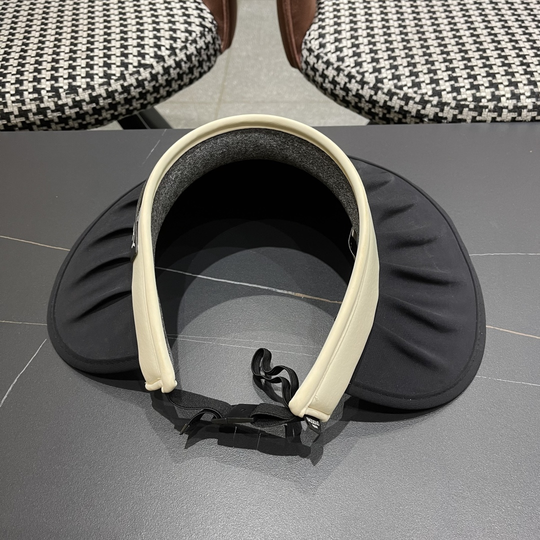  巴宝莉 2025新款帽子女款夏季遮阳防晒帽户外防紫外
线大檐百搭空顶防晒帽