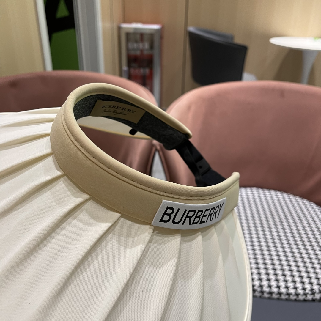  巴宝莉 2025新款帽子女款夏季遮阳防晒帽户外防紫外
线大檐百搭空顶防晒帽