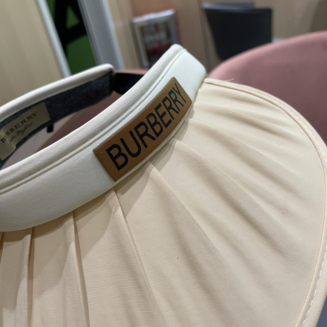  巴宝莉 2025新款帽子女款夏季遮阳防晒帽户外防紫外
线大檐百搭空顶防晒帽