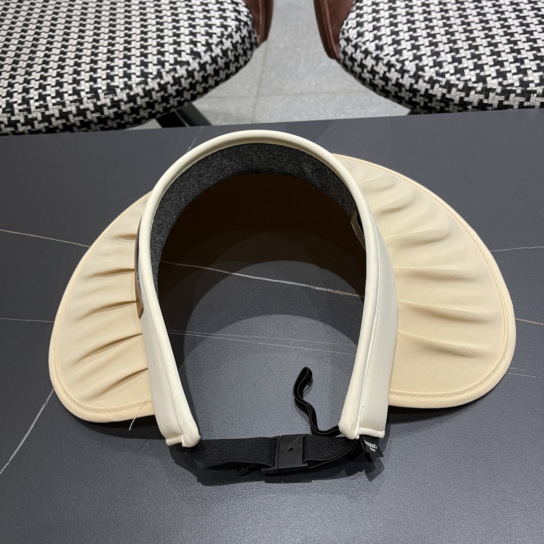  巴宝莉 2025新款帽子女款夏季遮阳防晒帽户外防紫外
线大檐百搭空顶防晒帽